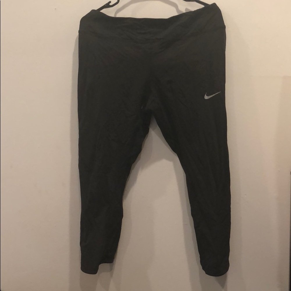 Nike Epic Lux (Plus Size) Women's Running Crops